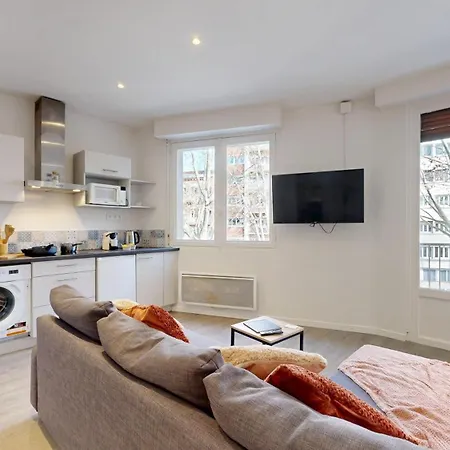 Apartment Le Nova By Expat Renting - Balcon - Netflix - Wifi *